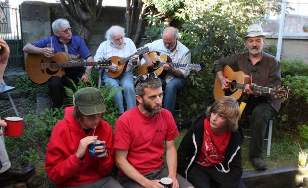 BBQ and Folk music session during the open house event
